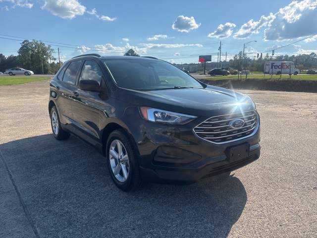 2022 Ford Edge SE photo 2