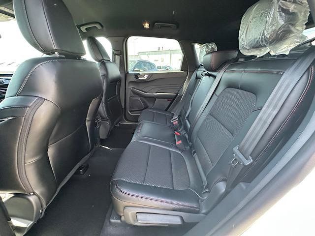 2025 Ford Escape ST-Line photo 11