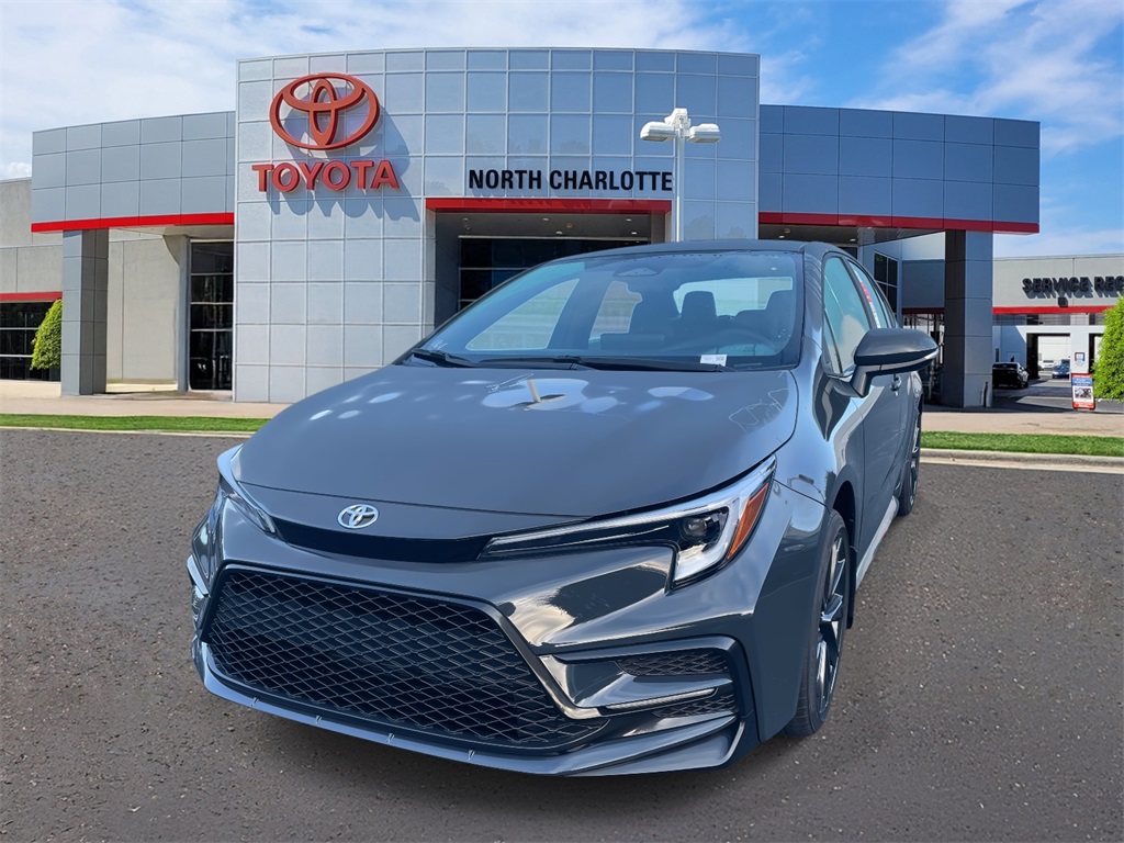 2026 Toyota Corolla SE photo 3