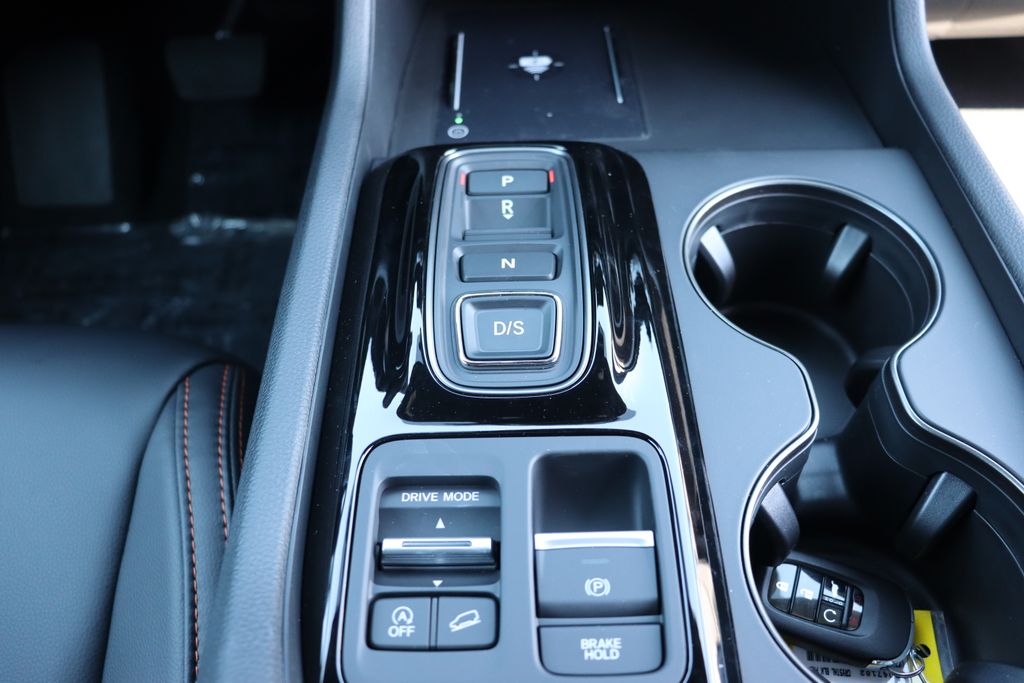 2025 Honda Pilot TrailSport photo 24