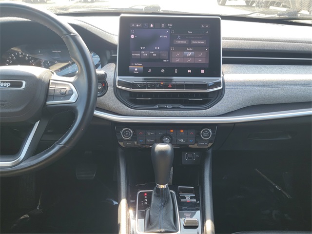 2022 Jeep Compass Latitude photo 19