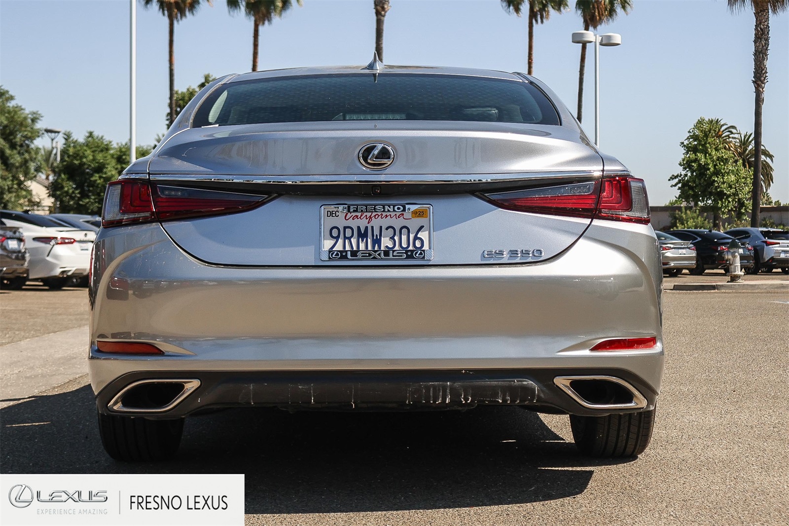 2025 Lexus ES 350 photo 5
