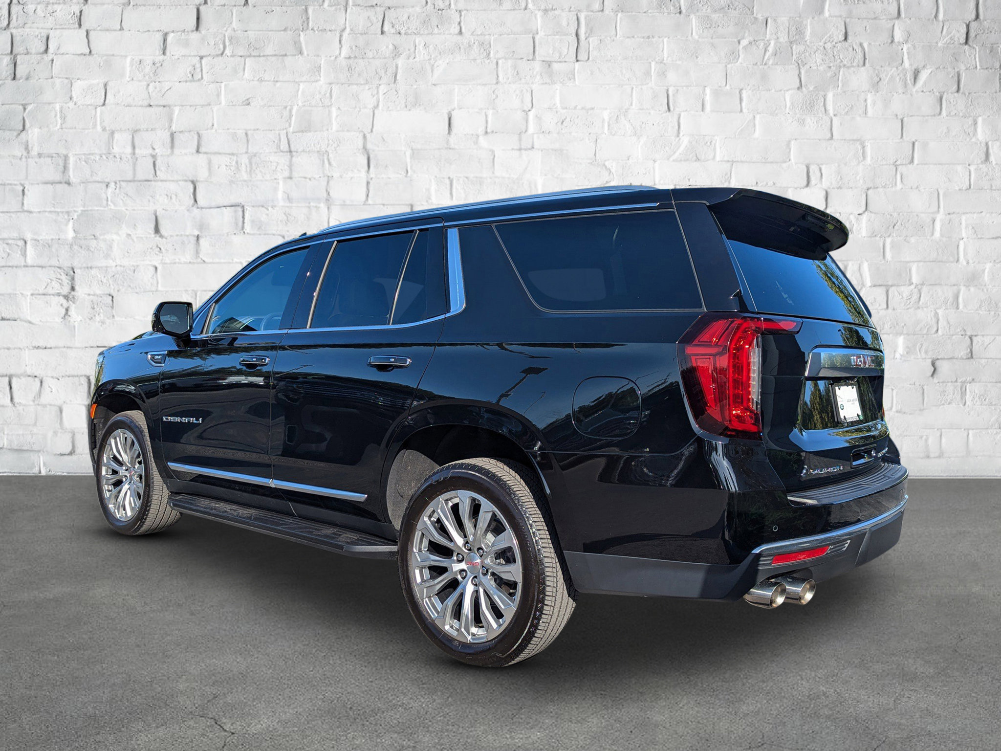 2024 Gmc Yukon Denali photo 2