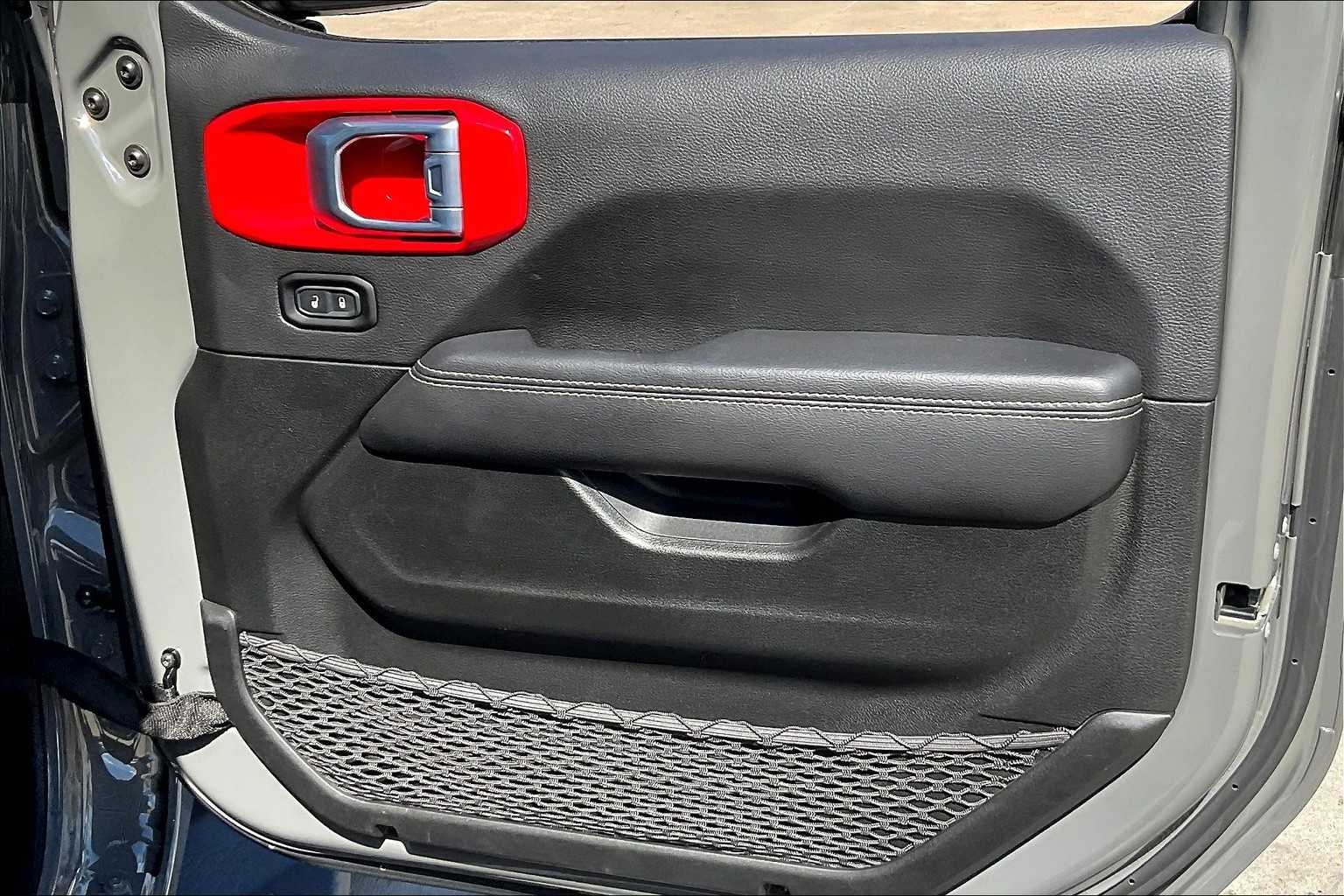 2022 Jeep Gladiator Overland photo 21