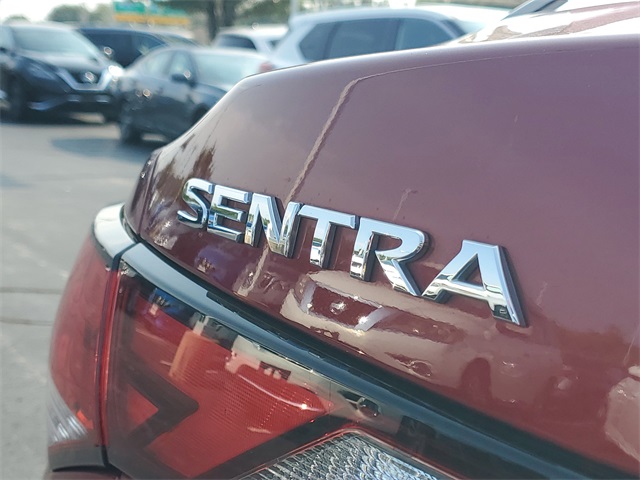 2022 Nissan Sentra SV photo 5