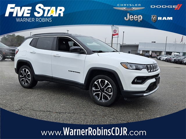 2023 Jeep Compass Limited's photo