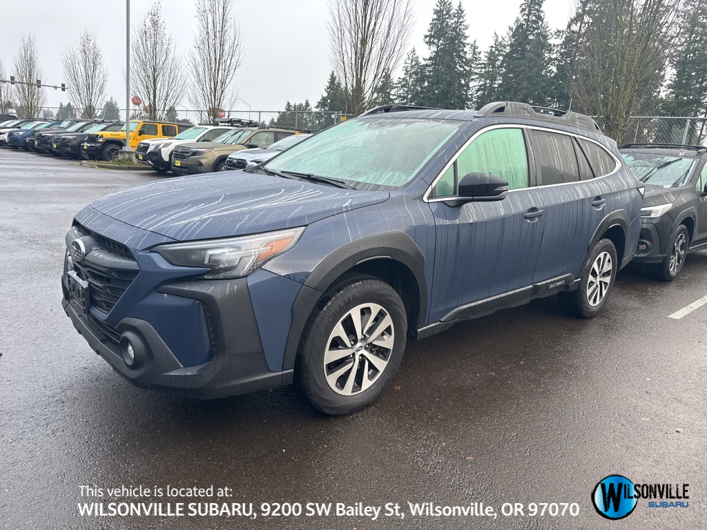 2025 Subaru Outback Premium's photo