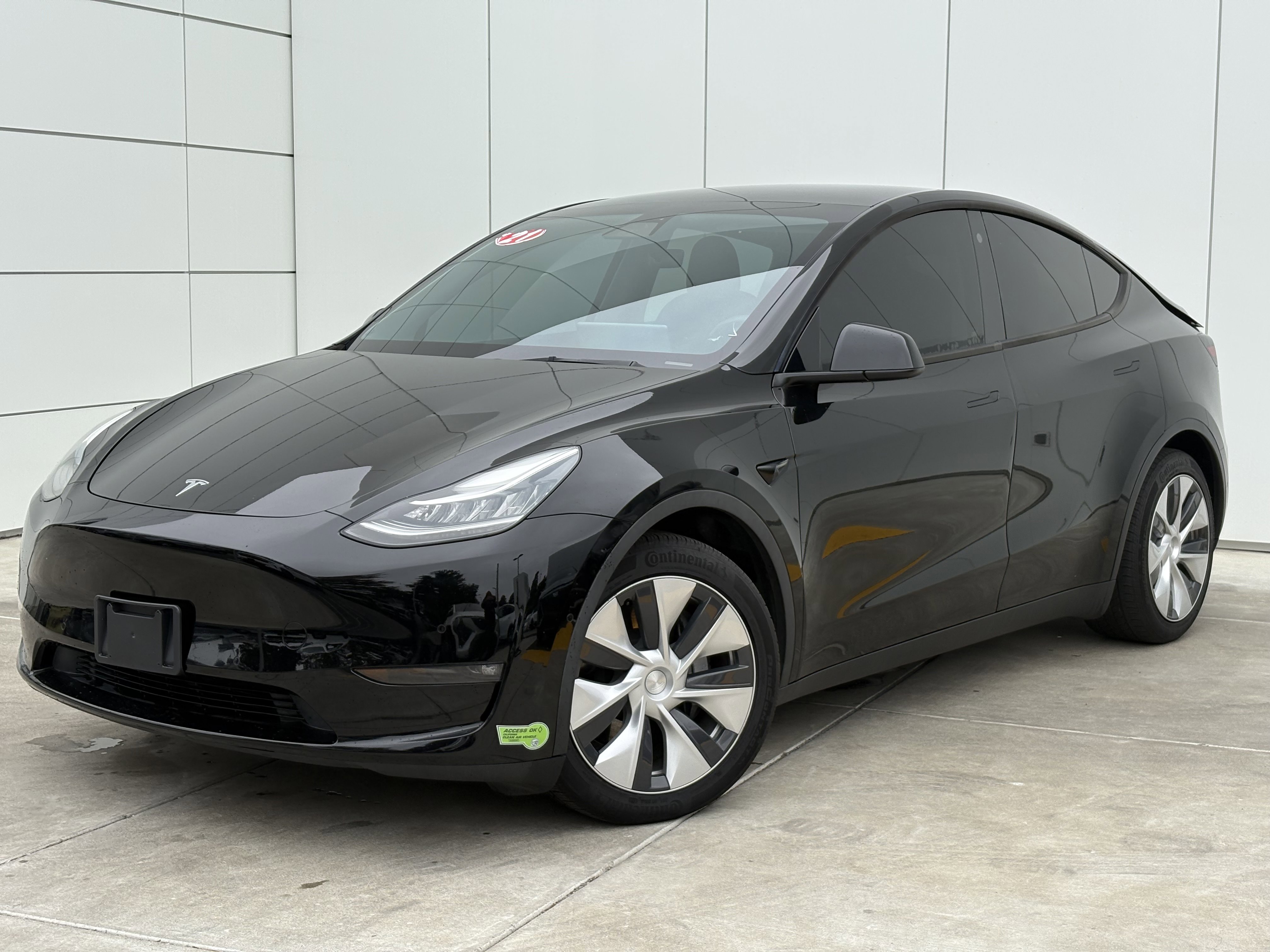 Used 2021 Tesla Model Y Long Range with VIN 5YJYGAEE1MF218495 for sale in Colma, CA