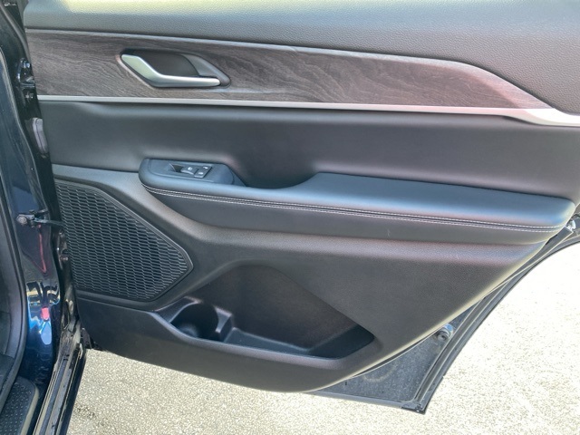 2023 Jeep Grand Cherokee Limited photo 36