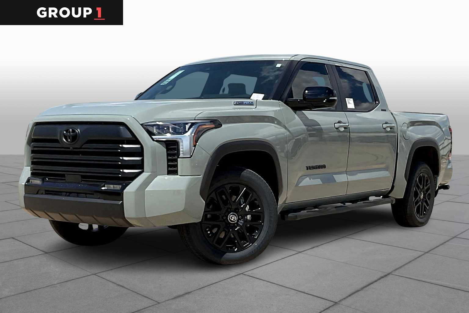 2026 Toyota Tundra SR5 CrewMax photo 4