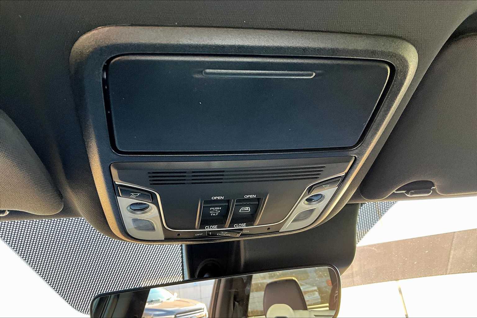 2026 Honda Ridgeline Black Edition photo 16