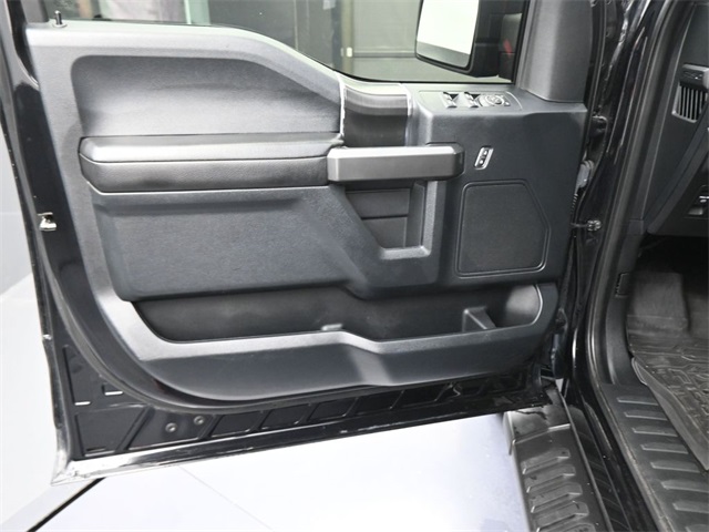 2019 Ford F-150 XLT photo 15