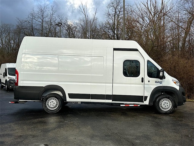 2024 Ram ProMaster 3500 photo 8