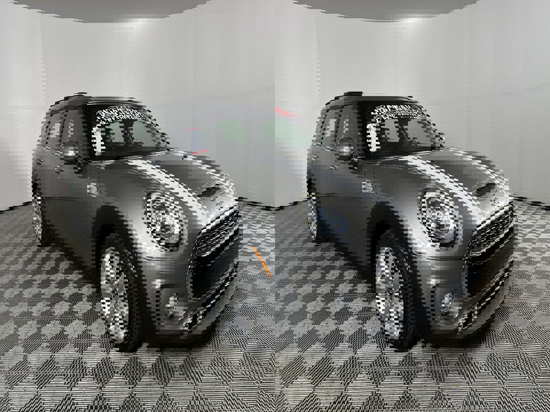 WMWLN9C51K2E51715