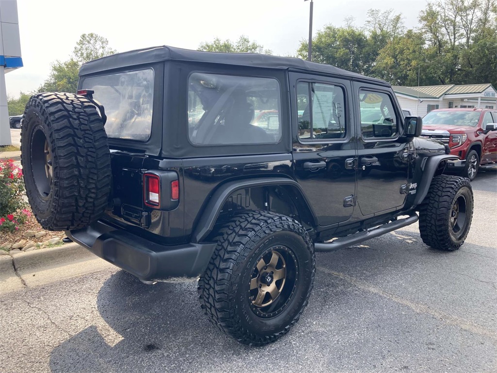 2018 Jeep Wrangler Unlimited Sport photo 3