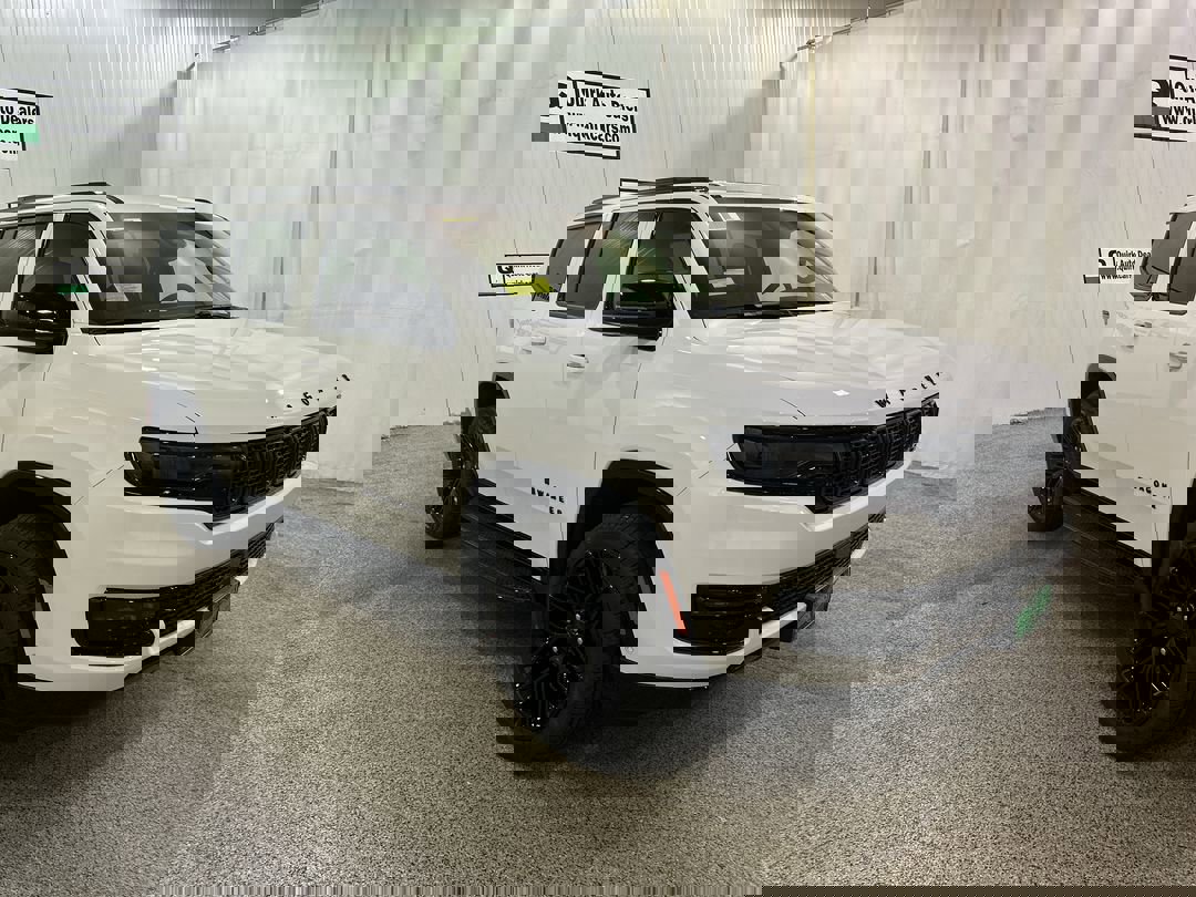 2025 Jeep Wagoneer Series II's photo