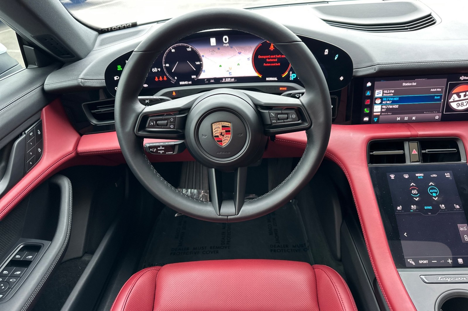 2023 Porsche Taycan photo 18