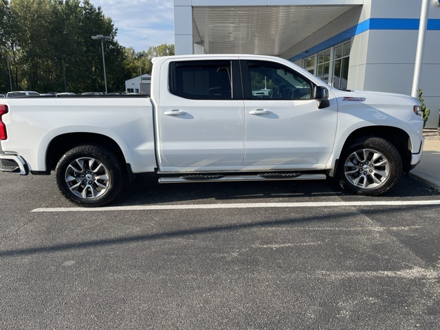 2021 Chevrolet Silverado 1500 RST photo 2