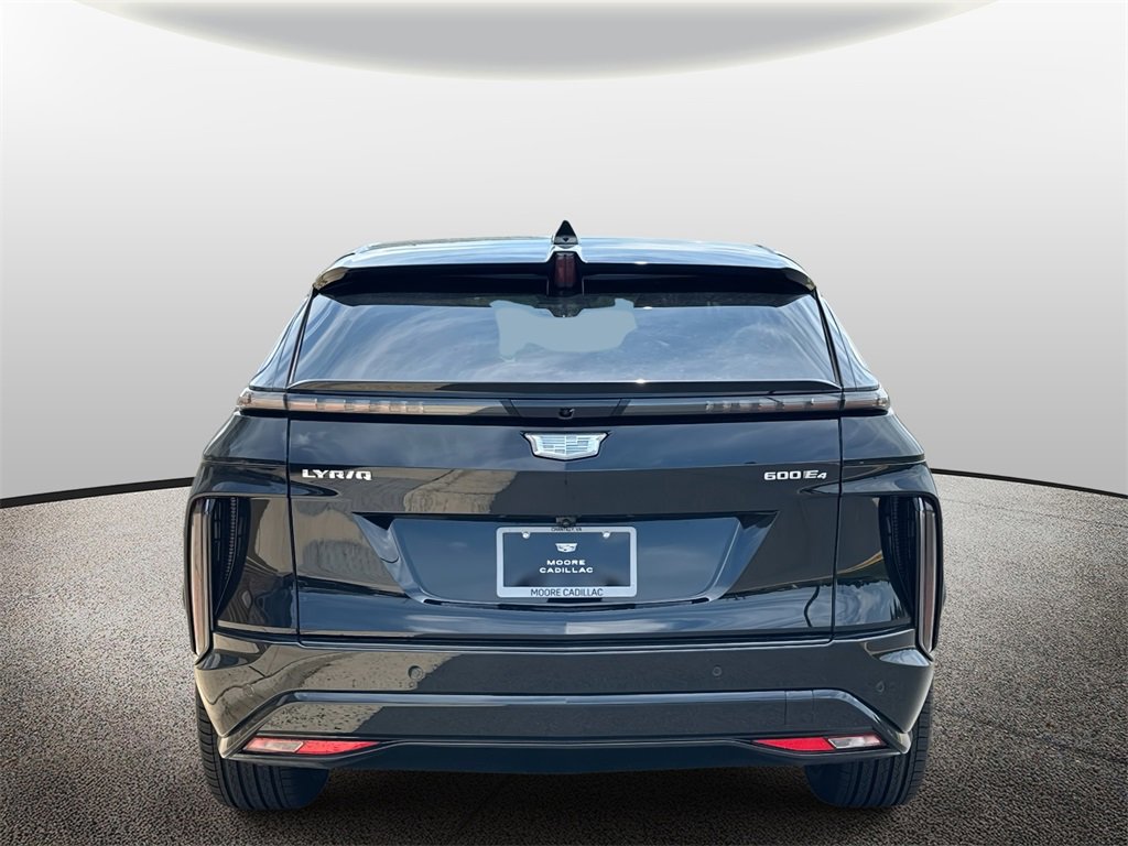 2025 Cadillac Lyriq Sport photo 3