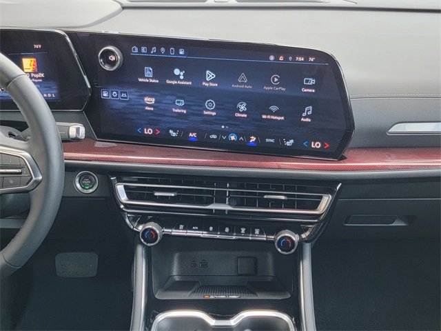 2024 Chevrolet Traverse Z71 photo 18