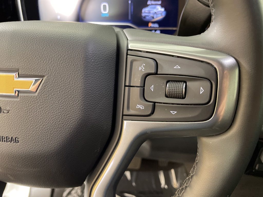 2025 Chevrolet Silverado 1500 LT photo 21