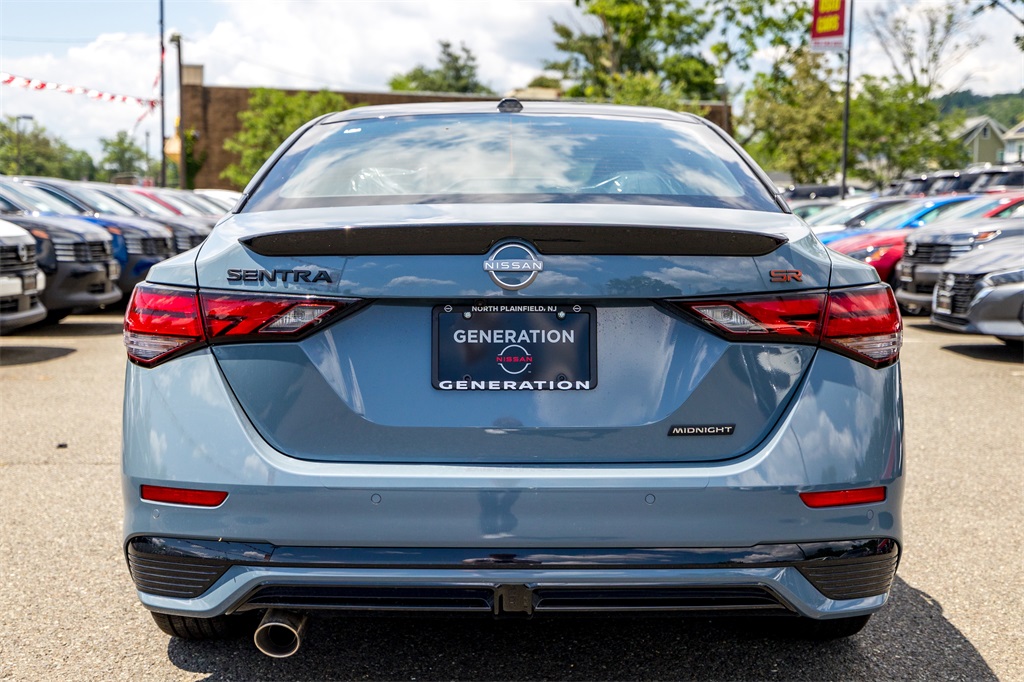 2025 Nissan Sentra SR Midnight Edition photo 6