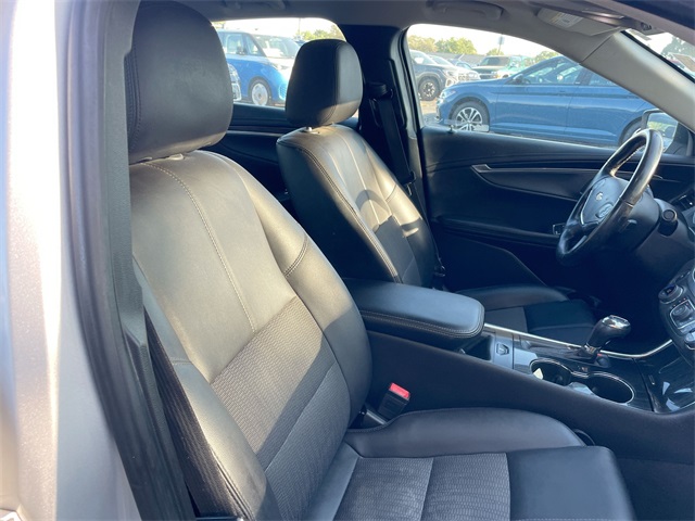 2019 Chevrolet Impala 1LT photo 43