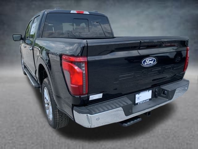 2025 Ford F-150 XLT photo 4