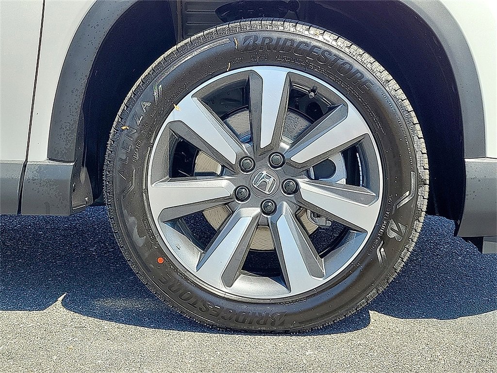 2025 Honda Pilot Touring photo 3