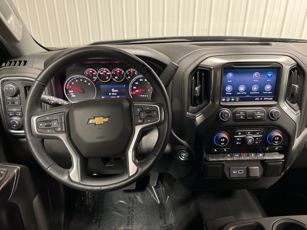 2022 Chevrolet Silverado 1500 LT photo 11