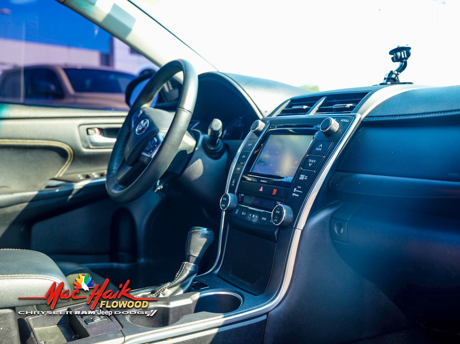 2017 Toyota Camry XLE photo 7