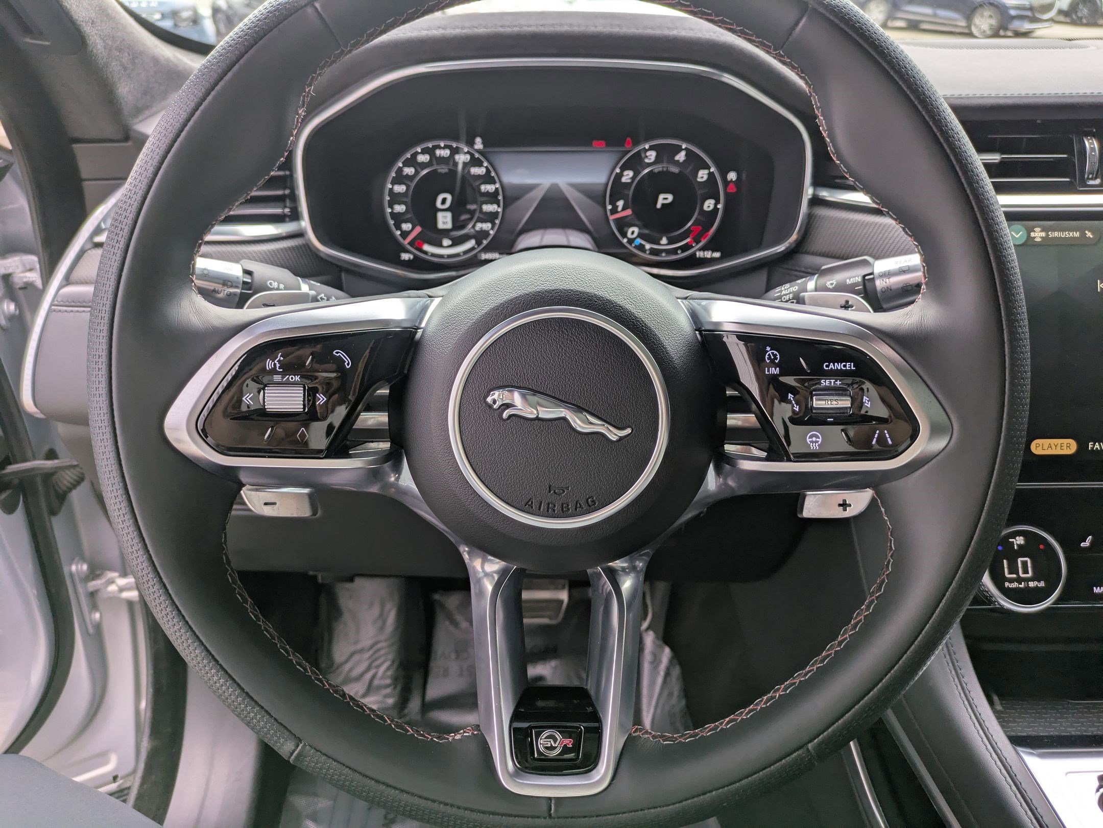 2022 Jaguar F-PACE SVR photo 15