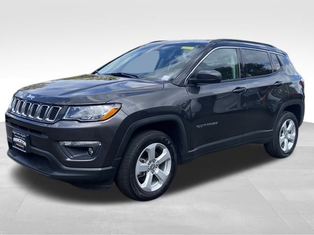2020 Jeep Compass Latitude photo 3