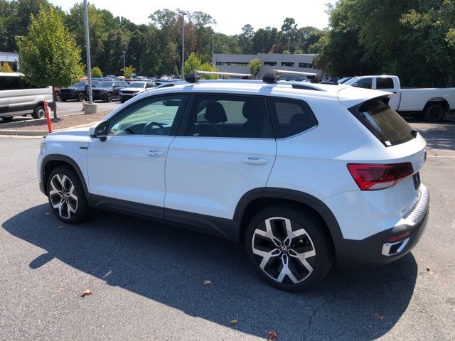 2022 Volkswagen Taos SEL photo 4