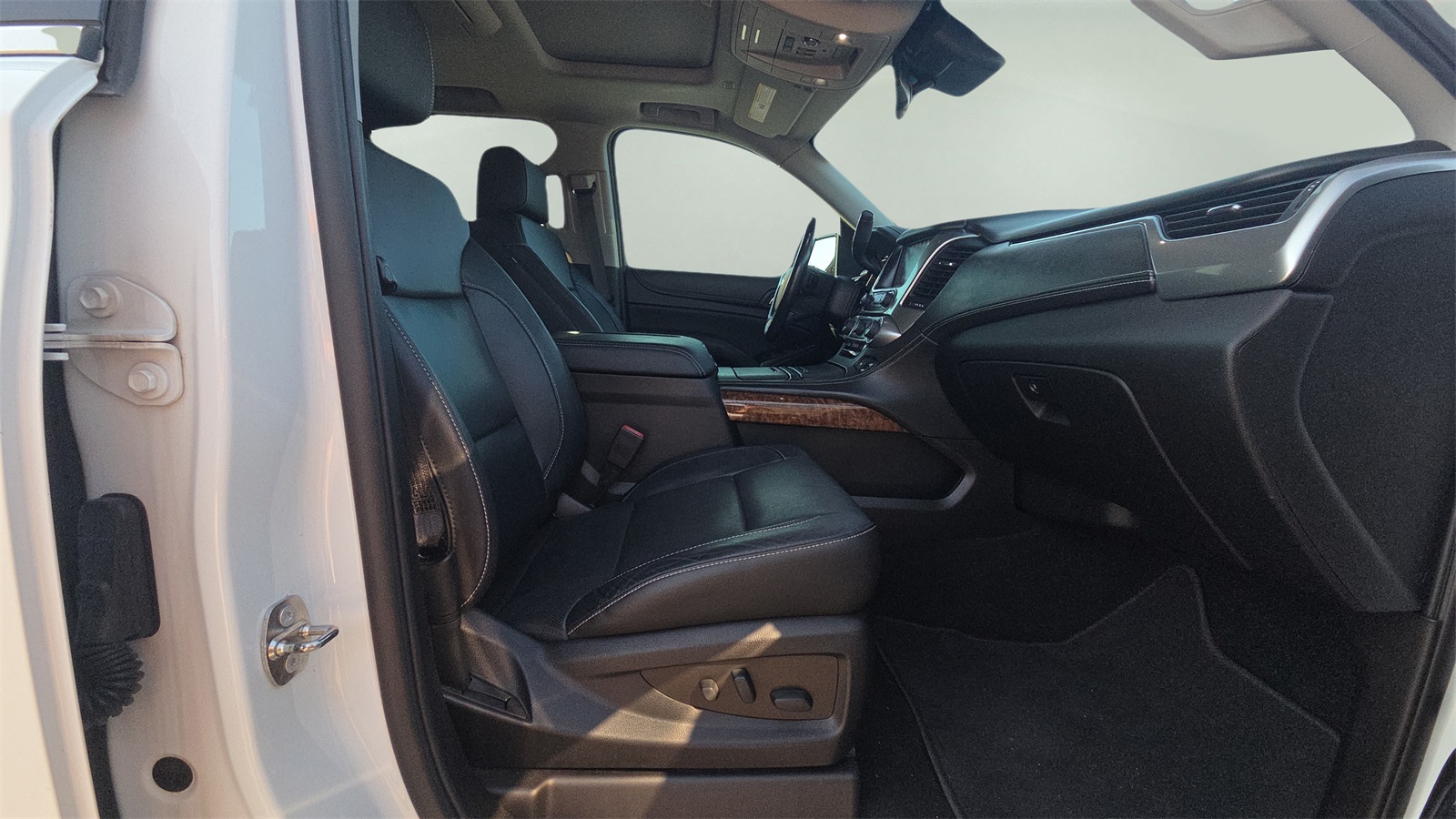 2018 Chevrolet Tahoe Premier photo 13