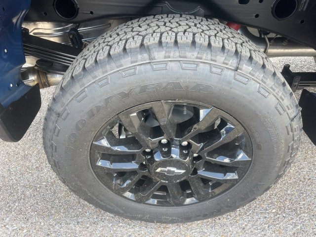 2026 Chevrolet Silverado 2500HD Custom photo 8