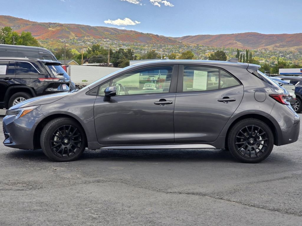 2024 Toyota Corolla SE photo 2