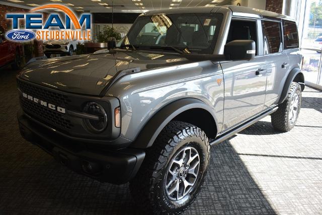 2025 Ford Bronco Badlands photo 3