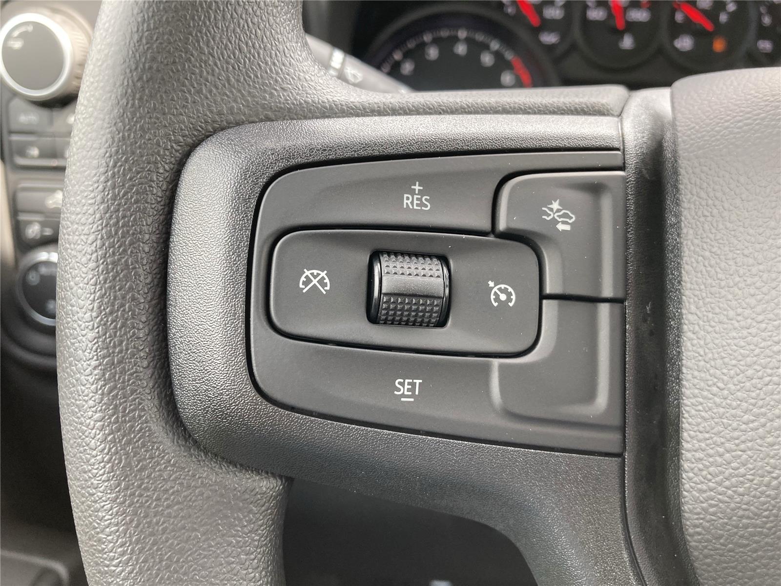 2026 Chevrolet Silverado 1500 Custom photo 24