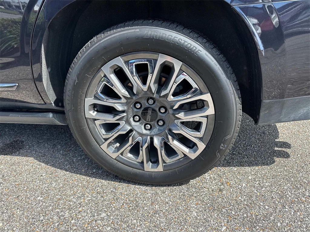 2023 Gmc Yukon Denali Ultimate photo 4