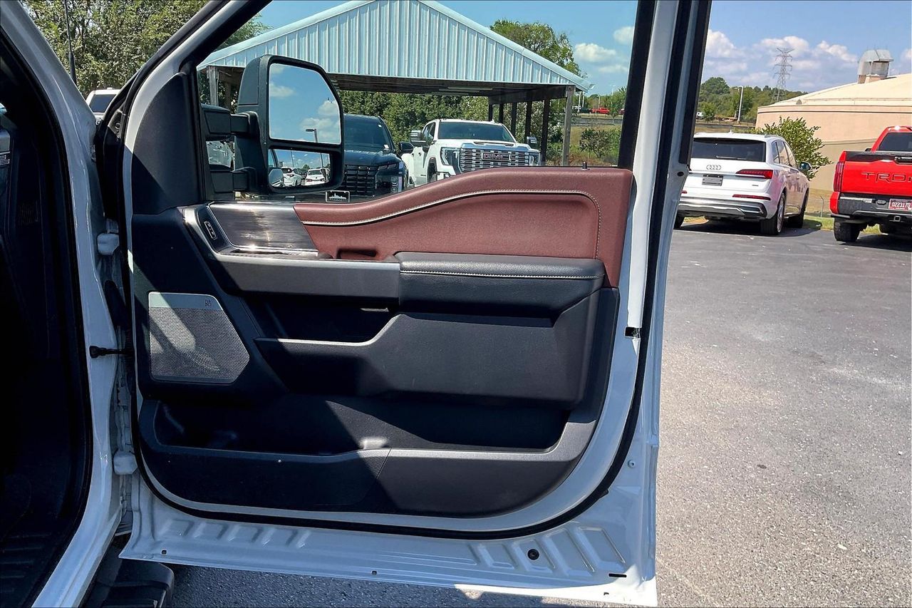 2023 Ford F-150 Lariat photo 23