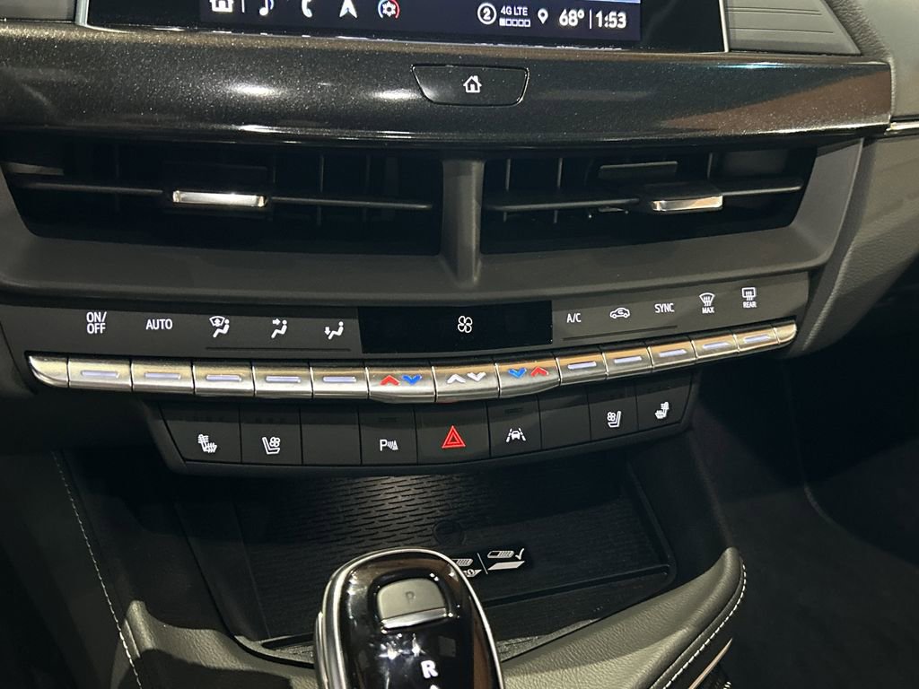 2025 Cadillac CT4 photo 17