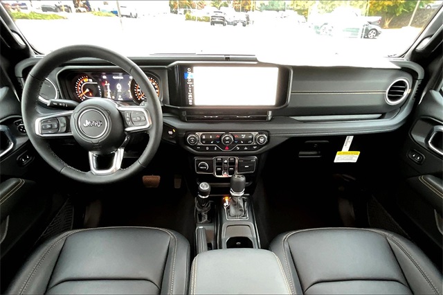 2026 Jeep Wrangler Sahara photo 4