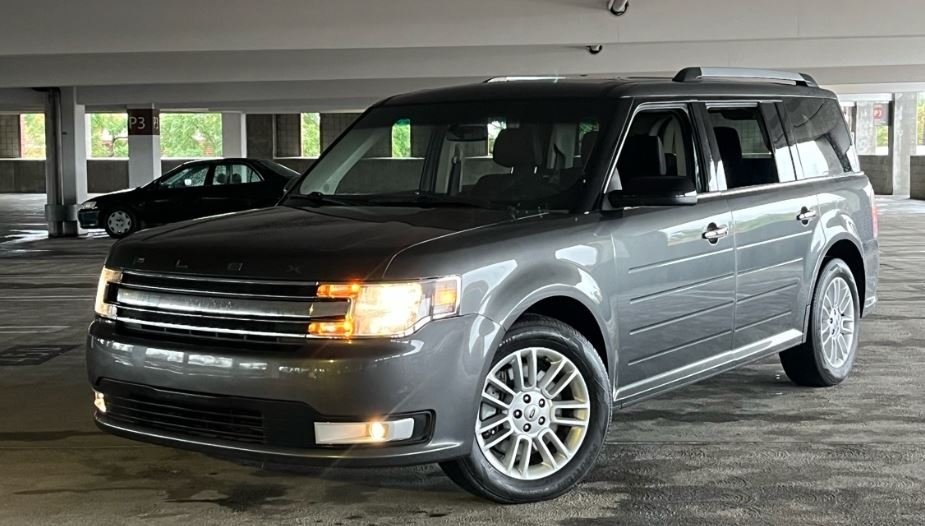 2019 Ford Flex SEL's photo