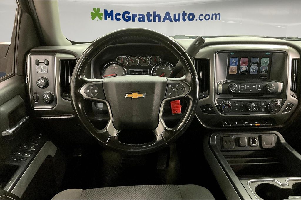 2016 Chevrolet Silverado 1500 LT photo 5