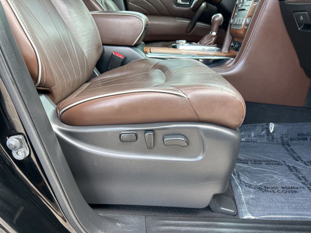 2016 Infiniti QX80 Limited photo 31