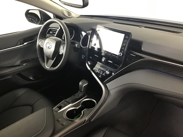 2024 Toyota Camry XLE photo 22
