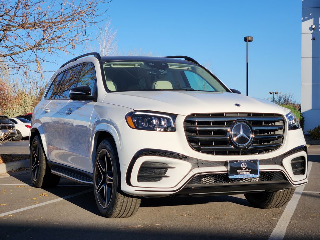 2026 Mercedes-Benz GLS Base's photo
