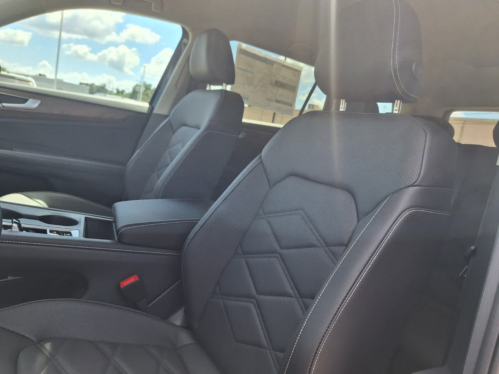 2026 Volkswagen Atlas SE photo 11