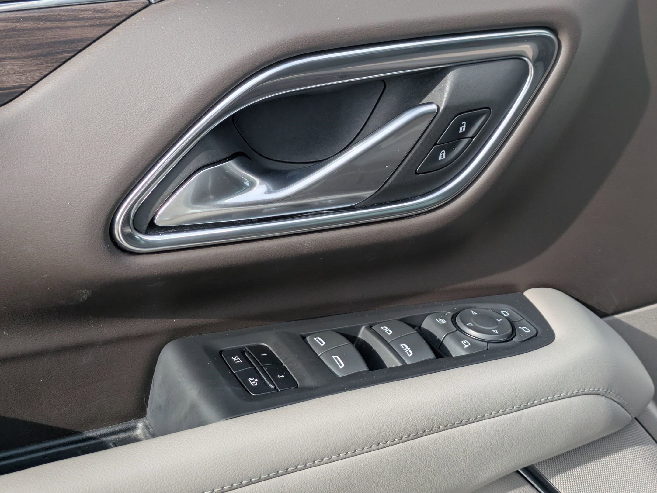 2022 Chevrolet Tahoe LT photo 11